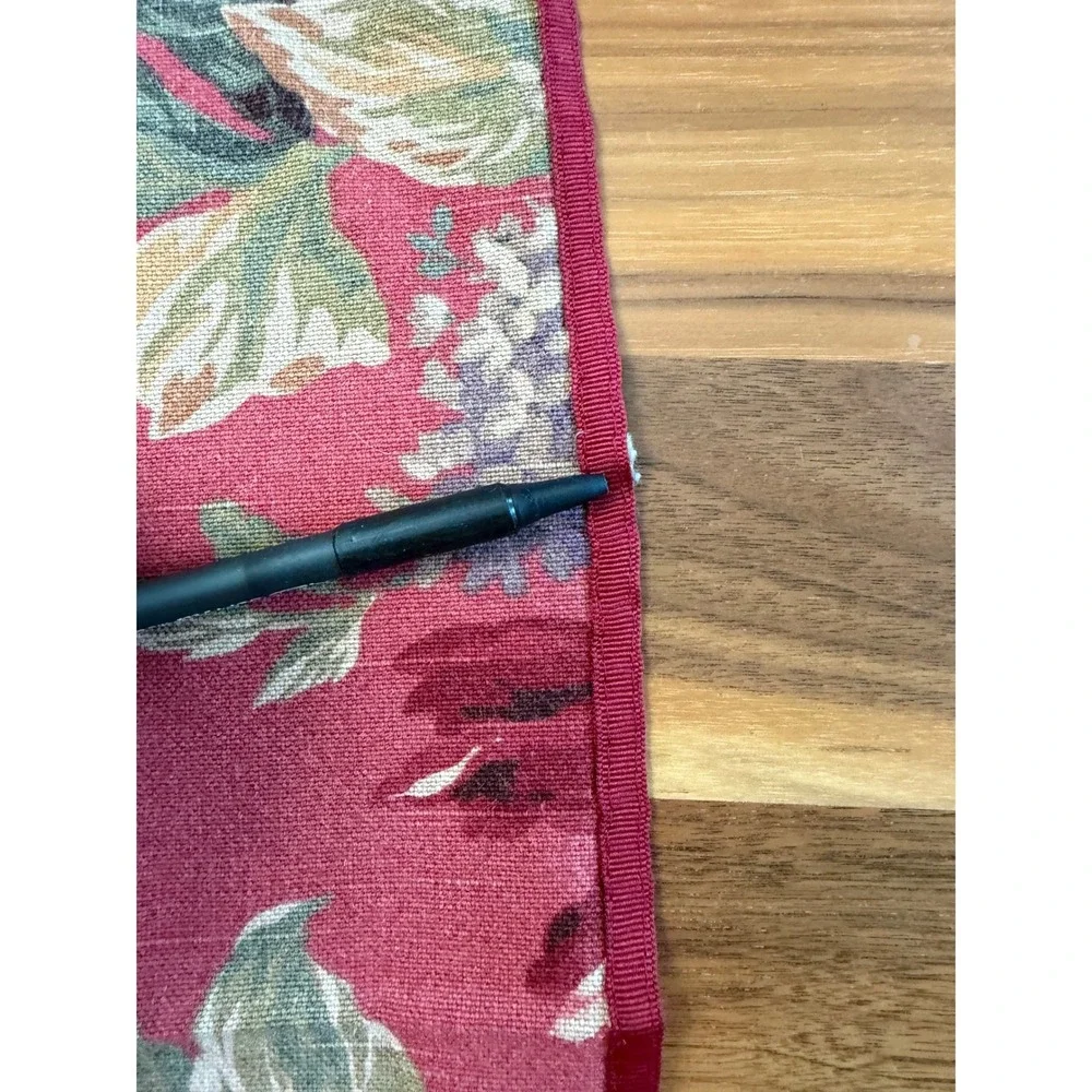 VTG Floral Cloth Napkins Set of 7 Red Green Shabby Chic Ribbon Trim